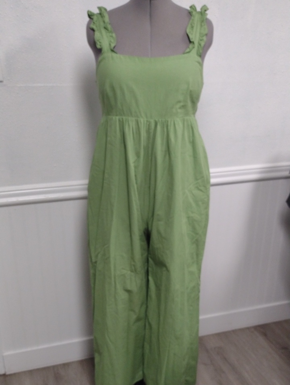 Heyson Ruffled Strap Wide-Leg Green Jumpsuit